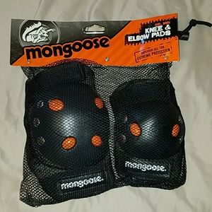 COPY - Mongoose knew and elbow pads